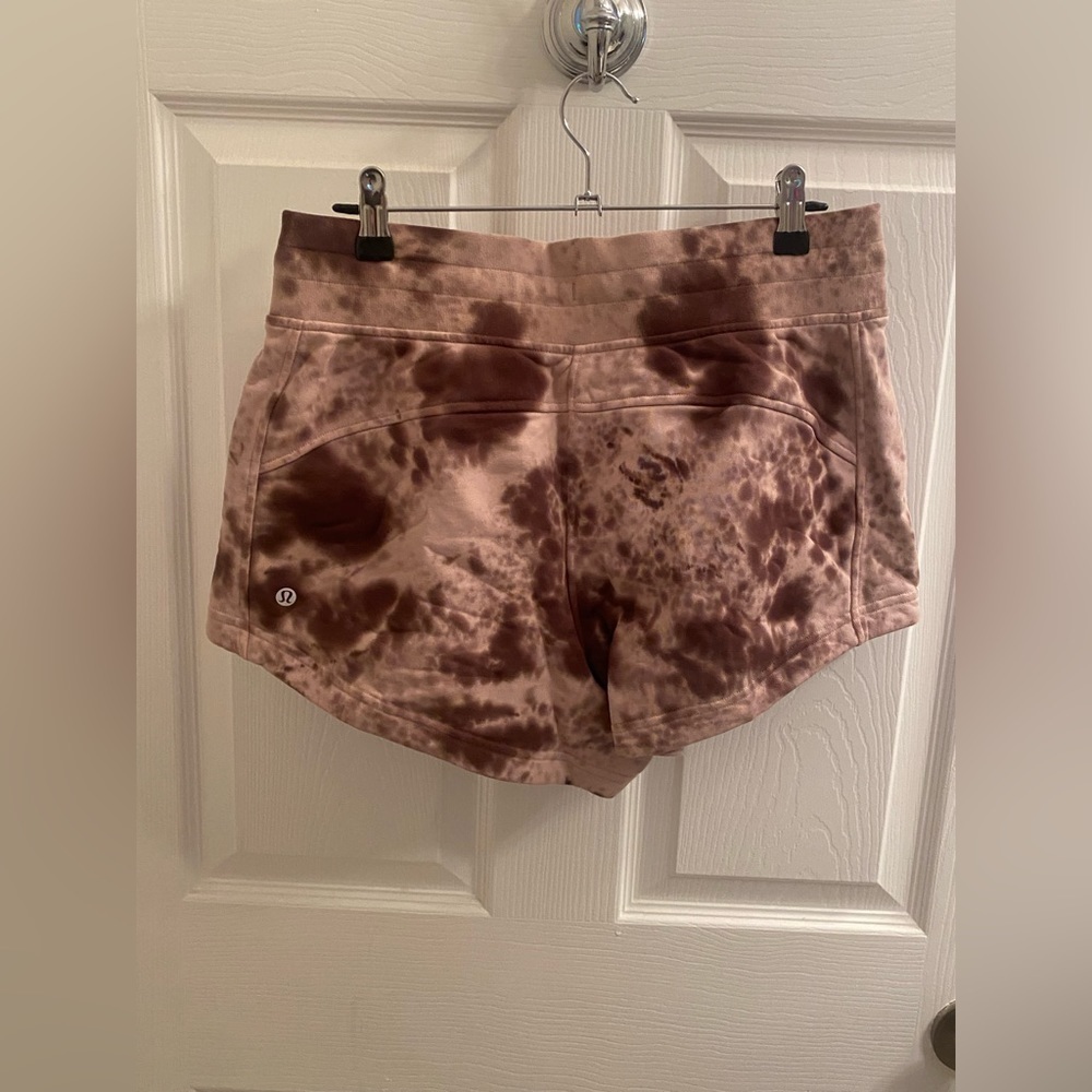 Lululemon Inner Glow Short - Picture 2 of 2